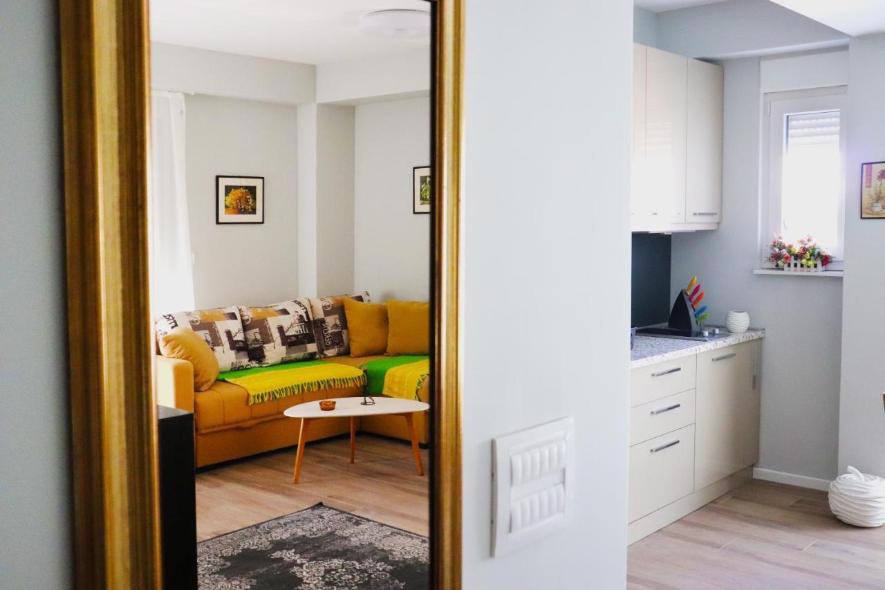 Foxxy Luxury Apartments Üsküp Dış mekan fotoğraf