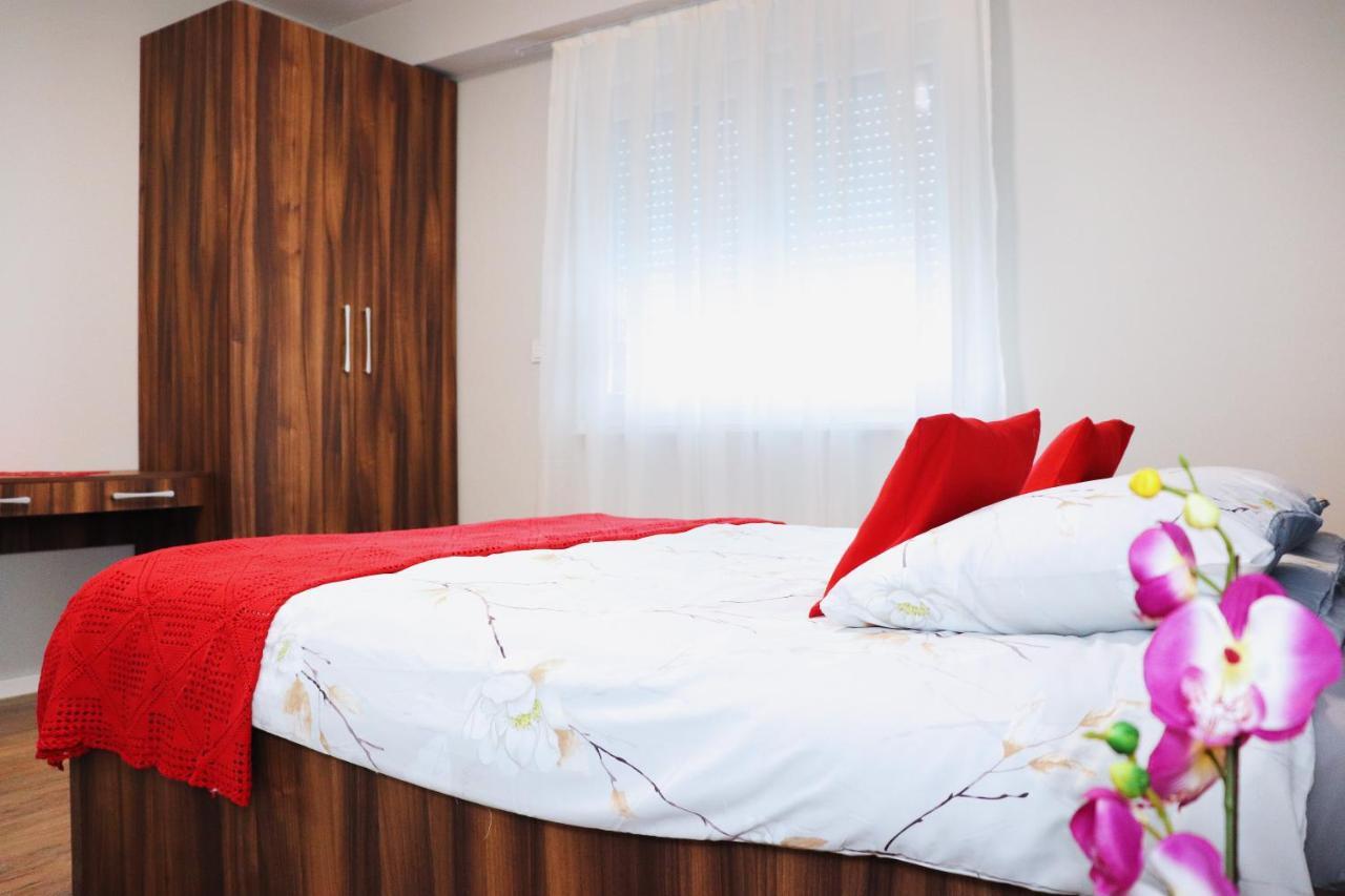 Foxxy Luxury Apartments Üsküp Dış mekan fotoğraf