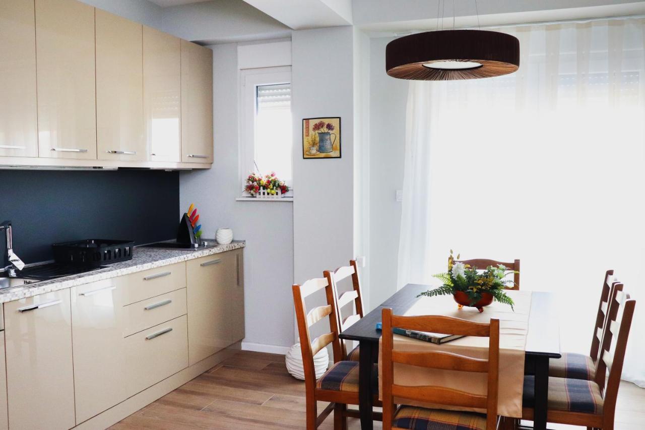 Foxxy Luxury Apartments Üsküp Dış mekan fotoğraf
